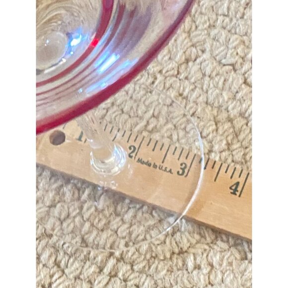 Pier One Cosmopolitan Red Swirl Line Martini Glass 7” Handblown 8 oz Retired - Picture 5 of 16